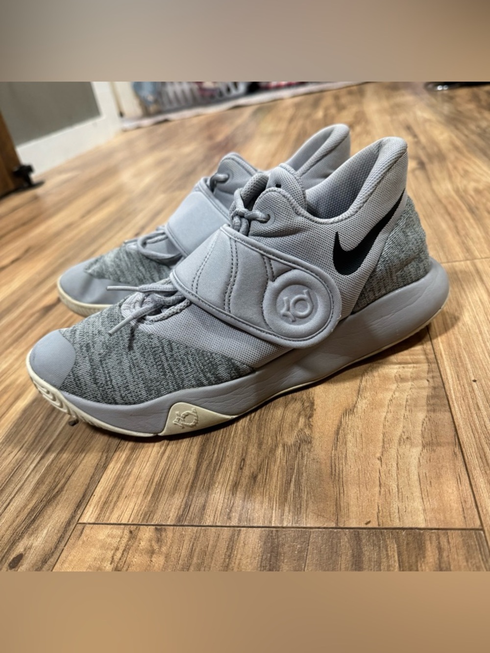 Nike KD Trey 5 VI Men's Basketball Shoes Size 9 AA7067-003 Black Gray White